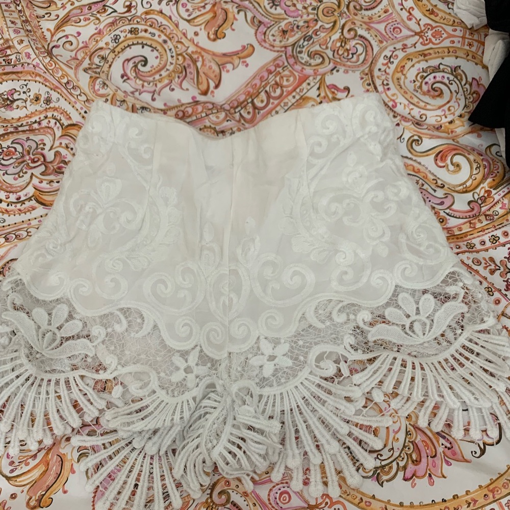 LF White Lace shorts